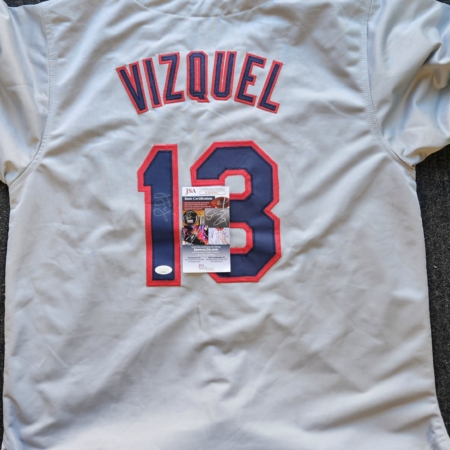 Omar Vizquel Signed Gray Jersey JSA